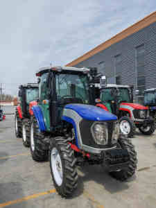 Livraison gratuite <span class=keywords><strong>pas</strong></span> <span class=keywords><strong>cher</strong></span> prix multifonctionnel agricole <span class=keywords><strong>petit</strong></span> tracteur à quatre roues motrices <span class=keywords><strong>motoculteur</strong></span> rotatif avec CE - Product Image 5