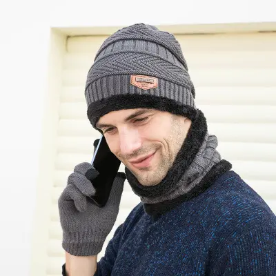Kış sıcak bere şapka eşarp eldiven seti Unisex kış sıcak örme bere bere şapka boyun eldiven erkekler kadınlar için
