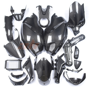 Kit de carénage en fibre de carbone pour <span class=keywords><strong>DUCATI</strong></span> Monster 696/1100 - Product Image 2