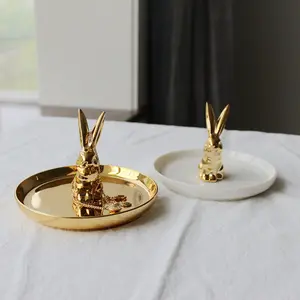 2024陶瓷圆形动物兔子戒指支架独特的饰品托盘卧室饰品支架