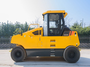 Rouleau compresseur monocylindre 30T le mieux noté, moteur 220 kW, diamètre <span class=keywords><strong>de</strong></span> tambour 1700 mm, pour projets routiers - Product Image 2