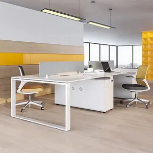 직원을 위한 현대 모듈 백색 사무용 가구 책상 워크 스테이션 2 4 6 8 사람 Seater 사무실 워크스테이션 책상 테이블