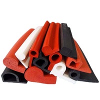 Joint d'étanchéité de porte de four en caoutchouc de silicone de type E personnalisable résistant à la chaleur avec motif en bande jusqu'à 250°C