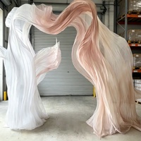 Instalasi Seni Organza Sutra Raksasa Buatan Tangan Kelas Atas, Dekorasi Bunga Organza Besar, Perlengkapan Tata Letak Panggung Pernikahan
