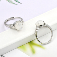 Pierre de lune naturelle arc-en-ciel, pierre précieuse exquise 6x10mm, bague ovale en laiton