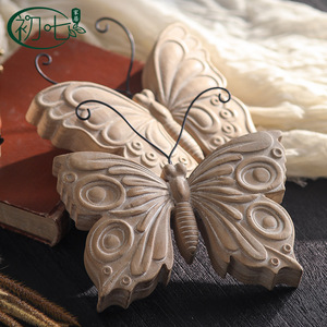 Decoración de mariposa tallada en madera maciza, adorno artesanal de madera hecho a mano para accesorios de escritorio de Navidad, respetuoso con el medio ambiente, A3178 - Product Image 4