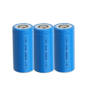 Celle di Batteria LiFePO4 3.2V 6000mAh 32700 32650 18650, Cella Batteria LFP LiFePO4 3.2V 5Ah - Product Image 1