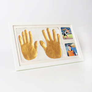 Cadre photo en bois massif avec empreintes de mains de couple, imperméable, peinture, activité de bricolage pour adultes, Saint-Valentin, commémoration d'<span class=keywords><strong>anniversaire</strong></span>, personnalisé - Product Image 1
