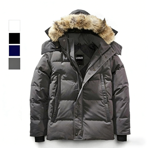 Giacca <span class=keywords><strong>in</strong></span> <span class=keywords><strong>Piuma</strong></span> <span class=keywords><strong>d</strong></span>'<span class=keywords><strong>Oca</strong></span> di Lusso Personalizzata SJ di Alta Qualità per Uomo con Cappuccio <span class=keywords><strong>in</strong></span> Pelliccia di Lupo, Giacca Invernale Canadese con Sacchetto Antipolvere - Product Image 1