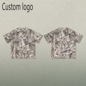 เสื้อยืดลายพรางสตรีทแวร์ผู้ชายพร้อมโลโก้แบบกำหนดเอง |   เสื้อยืดแขนสั้นทรงหลวมพิมพ์ลายพรีเมียม |   เสื้อท่อนบนลำลองทันสมัย ทอ 300 กรัม - Product Image 1