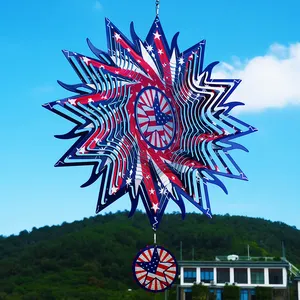 Benutzer definierte Form Yard Lawn Hanging Decoration Patriotische 3D amerikanische Flagge Muster Edelstahl Wind Spinner mit drehbarem Haken