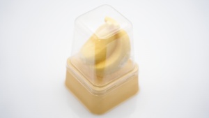 Boîte à glace 3D en forme de fruit OEM, saveur banane, certifiée HALAL, forme personnalisée, sucette glacée - Product Image 2