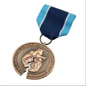 Золотая металлическая медаль по тхэквондо