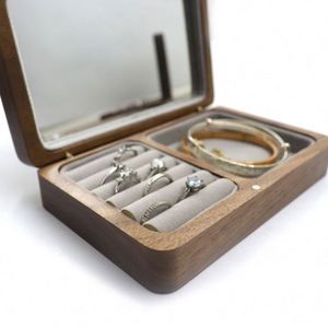 Caja de Madera de Nogal para Joyas, Tamaño Viaje, con Espejo - Product Image 6