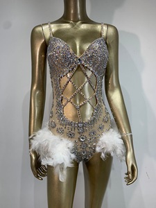 Combinaison de performance de luxe européenne et américaine, style plume et diamant, sexy, à découpes, pour chanteuse de boîte de nuit, bar ou spectacle de ballet - Product Image 1
