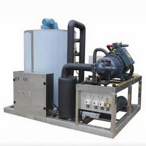 High-Capacity 15T Commercial Flake Ice Maker Machine 220V Industrial Compressor for Restaurant Use
