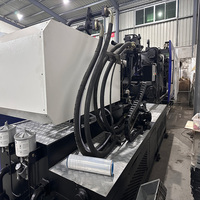 MA650T Prix des appâts souples Machine d'injection de plastique horizontale jetable pour tablier vierge HDPE avec composants du noyau de la pompe à moteur PLC