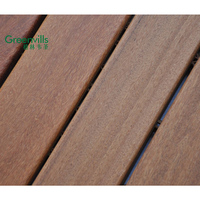 Plancher en bois de jardin Cumaru, bois massif pour terrasse extérieure pour piscine