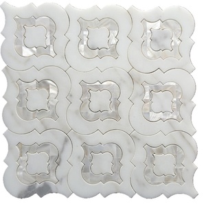 Mosaico de Mármol DTH Estilo Moderno Calacatta Mix con Patrón de Chorro de Agua y Nácar, 10mm de Grosor, Grado Superior, Personalizado para Paredes Interiores - Product Image 1