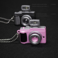 Nouveau Collier Tendance Créatif en Acier Inoxydable Plaqué Or avec Diamants et Lumières LED Rose & Noir, Caméra Discrète Intégrée - Cadeau