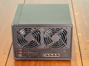 DS1522+ Diskstation R1600 NAS เครื่องจัดเก็บข้อมูลแบบตั้งโต๊ะ 5 ช่อง - Product Image 5