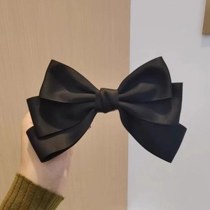 Pinza de pelo con lazo de tres capas, moderna y linda, accesorio versátil para el cabello negro, pinza de pelo estilo coreano, accesorio femenino para el cabello, moño - Product Image 3