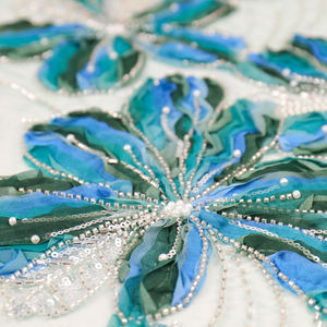 قماش دانتيل شبكي مطرز بالترتر من البوليستر 100% صديق للبيئة ولامع بعرض مناسب لفساتين الزفاف والسهرة - Product Image 4