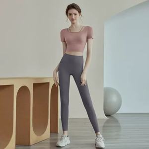 Ventes en gros personnalisées de haute qualité pour ensembles de soutien-gorge de sport réversible 2 pièces, taille plus, hauts de soutien-gorge de sport, pantalons de levage des fesses, leggings de fitness, salle de sport - Product Image 4