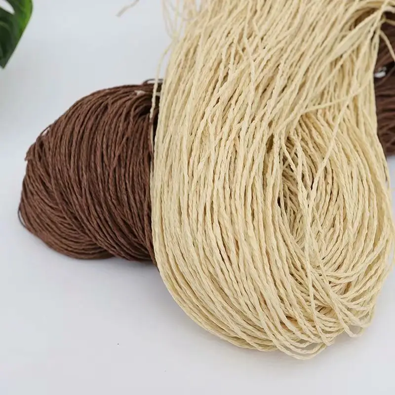 Vente d'usine corde de raphia faite à la main 2mm fil de raphia d'herbe de Lafite écologique pour sac et chapeau de bricolage