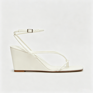 Fabricant de <span class=keywords><strong>chaussures</strong></span> sur mesure – Sandales compensées blanches en cuir végétalien pour <span class=keywords><strong>femme</strong></span>, à bout carré et entre-doigts, avec bride de cheville réglable - Product Image 1