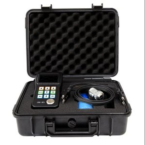 Medidor de Espesor Ultrasónico Shenyang Yushi Um-4dl de Alta Precisión para Medición de Paredes de Tuberías de Acero con Pantalla Digital, Sonda y Cable - Product Image 2