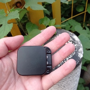 Spinner à main en alliage style Seiko, glissière métallique pour adultes, jouet de décompression EDC, gyroscope anti-stress pour gamers - Product Image 5