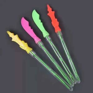 Baguette à bulles en plastique PVC unisexe de 46cm, <span class=keywords><strong>grand</strong></span> couteau, jouet de soufflage d'eau pour étal de marché de <span class=keywords><strong>nuit</strong></span>, outil essentiel d'affaires - Product Image 3