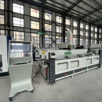 Machine de perçage et de fraisage CNC OUWO 3200 mm pour le perçage de trous de serrures et de trous de drainage dans les profilés de fenêtres en alliage d'aluminium, PVC et cuivre