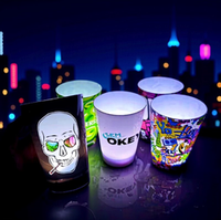 Vente en gros de boissons tendance, boissons amusantes, lumières LED personnalisées, boissons en plastique, bars de fête, gobelets à boissons