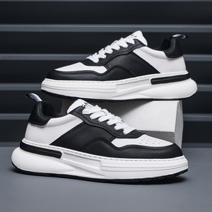 รองเท้าผ้าใบแฟชั่นแบบ unisex รุ่นใหม่ กันลื่น พื้นนุ่ม สำหรับผู้ชายและผู้หญิง น้ำหนักเบา ระบายอากาศได้ดี เหมาะสำหรับฤดูใบไม้ผลิ ฤดูร้อน ฤดูใบไม้ร่วง - Product Image 1
