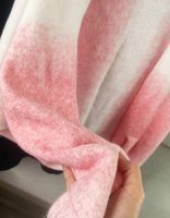 Nouvel arrivage en gros : Châle triangulaire en laine tie-dye pour femme, écharpe tricotée épaisse, poncho dégradé couleur unie, châle chaud d'hiver