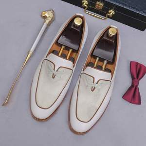 Zapatos de Vestir de Tres Piezas con Puntera Redonda, Cordones y Resistentes al Agua para Hombre, de Cuero Vacuno Liso, Punta Redonda Pequeña, Formales, de Negocios, de Cuero Genuino, Hechos a Mano - Product Image 6