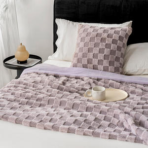 100% 涤纶保暖扔毯时尚镶嵌华夫饼垫扔毯 - Product Image 6