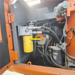 Excavadora de cadenas Hitachi ZX120-6 de 12 toneladas, modelo 2022, con motor Isuzu, de segunda mano, original de Japón, en venta. - Product Image 5