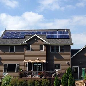 ระบบโซลาร์เซลล์แบบติดตั้งบนหลังคา/พื้นดินสำหรับบ้าน 340W 330W 300 วัตต์ PERC Poly Solar พร้อมใบรับรองสำหรับตลาด ZM-A-P-340 330w Poly Solar - Product Image 1