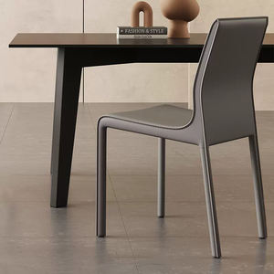 Set di Mobili per Sala da Pranzo e Soggiorno in Stile Italiano Moderno, Sedia da Pranzo Imbottita in Pelle con Gambe in Acciaio Inox - Product Image 5