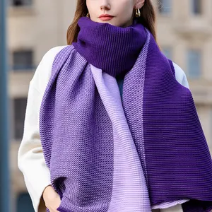 महिलाओं के लिए थोक शीतकालीन स्कार्फ दो तरफा झुर्रियों वाली ठोस रंग महिला पैशमीना शॉल और स्कार्फ