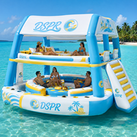 Plateforme flottante gonflable pour parc aquatique avec matelas-canapé surdimensionné pour la détente des clients des complexes hôteliers en bord de mer, utilisation en extérieur