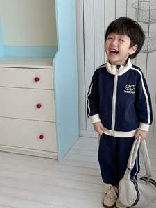 Ropa a juego para hermanos y hermanas, sudadera informal de dibujos animados, pantalones de chándal, traje para hombres y mujeres, camión deportivo escolar para niños - Product Image 4