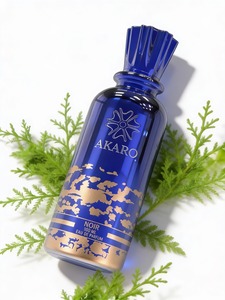 Wholesale 100ml NOIR Woody & Smoky Unisex Perfume Long Lasting Scent with Elegant Black Bottle for Daily Use - Product Image 3