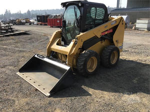 Mini <span class=keywords><strong>Skid</strong></span> Steer <span class=keywords><strong>Loader</strong></span> 236D 3Ton konstruksi jalan kota Rusia - Product Image 5
