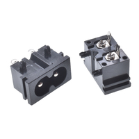 C8 2.5A Panneau Connecteur Électrique Prise Murale Prise D'alimentation 2 Prongs Mâle Terminal Cabinet UPS PDU Service pour UPS PDU
