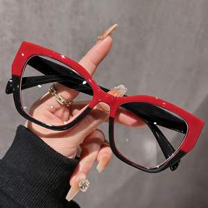 משקפי קריאה נגד אור כחול לשימוש יומיומי לנשים, בסגנון רטרו אירופאי ואמריקאי, עם מסגרת עין חתול, סיטונאי. - Product Image 2