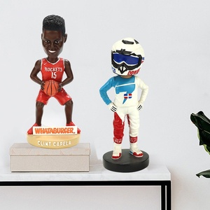 魅惑的なコレクション：コービー・ブライアントのフィギュアの